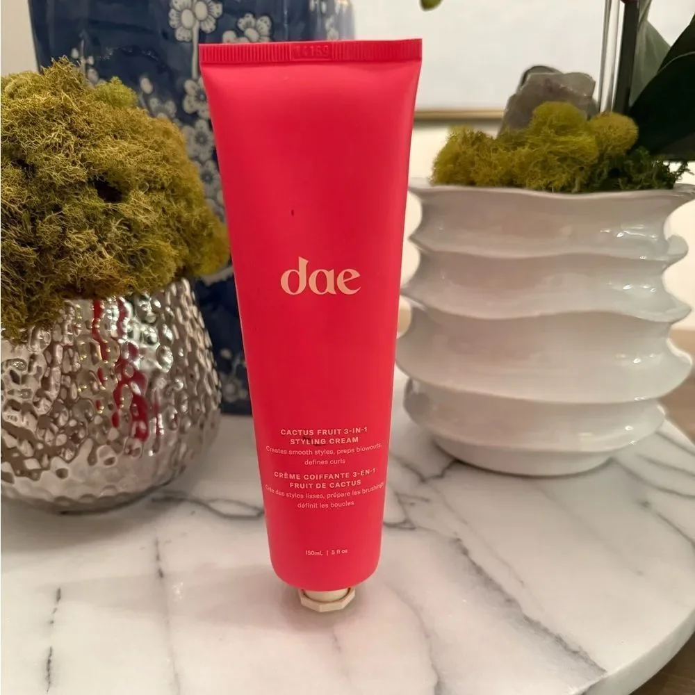 dae Cactus Fruit 3-in-1 Styling Cream